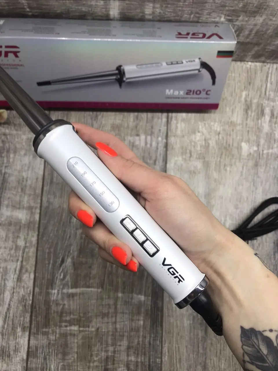 Конусна плойка з регулюванням Led дисплей 10-19мм VGR V-526 біла - Зображення 3