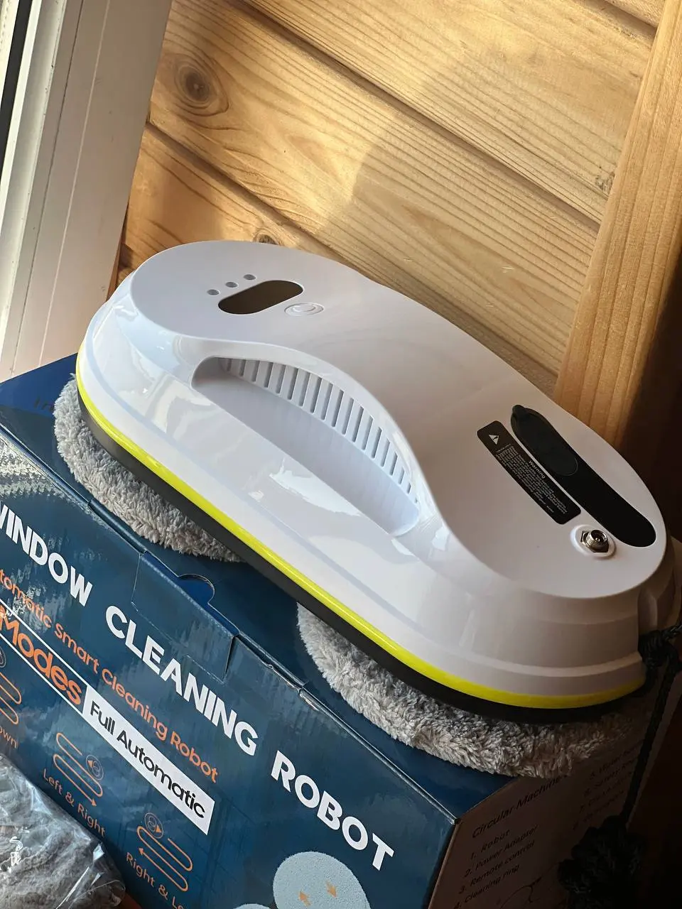 Робот мийник вікон Glass cleaning machine AND 5292 - Зображення 2