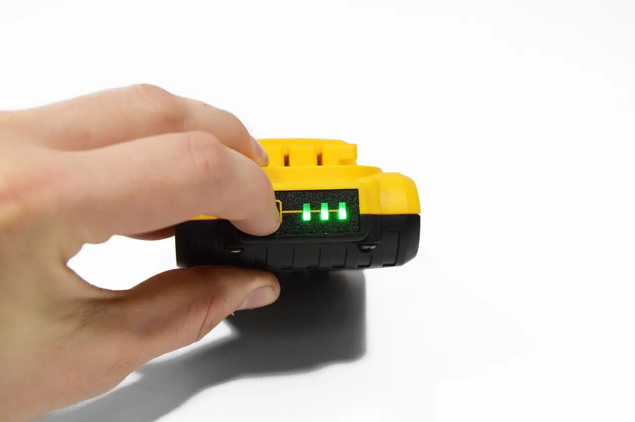 Акумуляторний шуруповерт 24V з набором інструментів у кейсі, Шуруповерт - Зображення 2