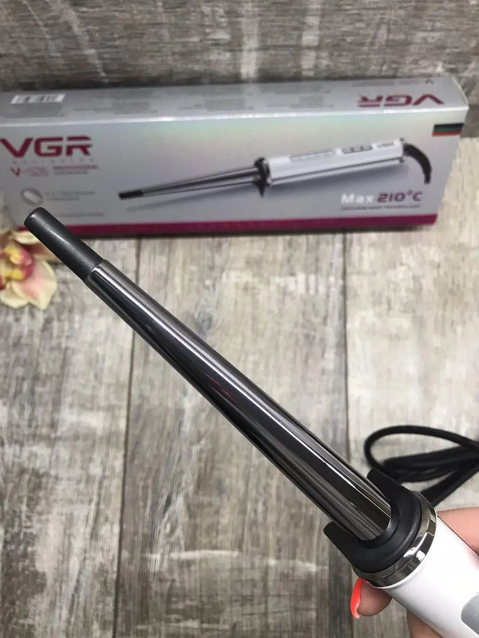 Конусна плойка з регулюванням Led дисплей 10-19мм VGR V-526 біла - Зображення 2