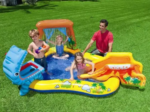 Ігровий центр 57444 Динозаври, з гіркою, душем, фонтанчиком, кульками 6 шт., 249х191х109 см - Зображення 2