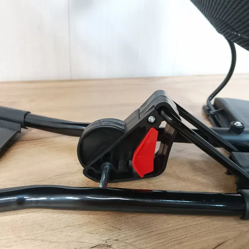 Шезлонг-гойдалка для новонароджених з ременями безпеки - Зображення 6