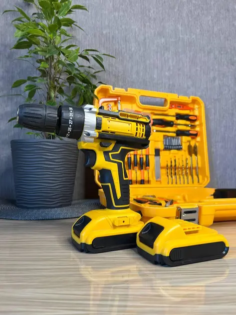 Акумуляторний шуруповерт 24V з набором інструментів у кейсі, Шуруповерт