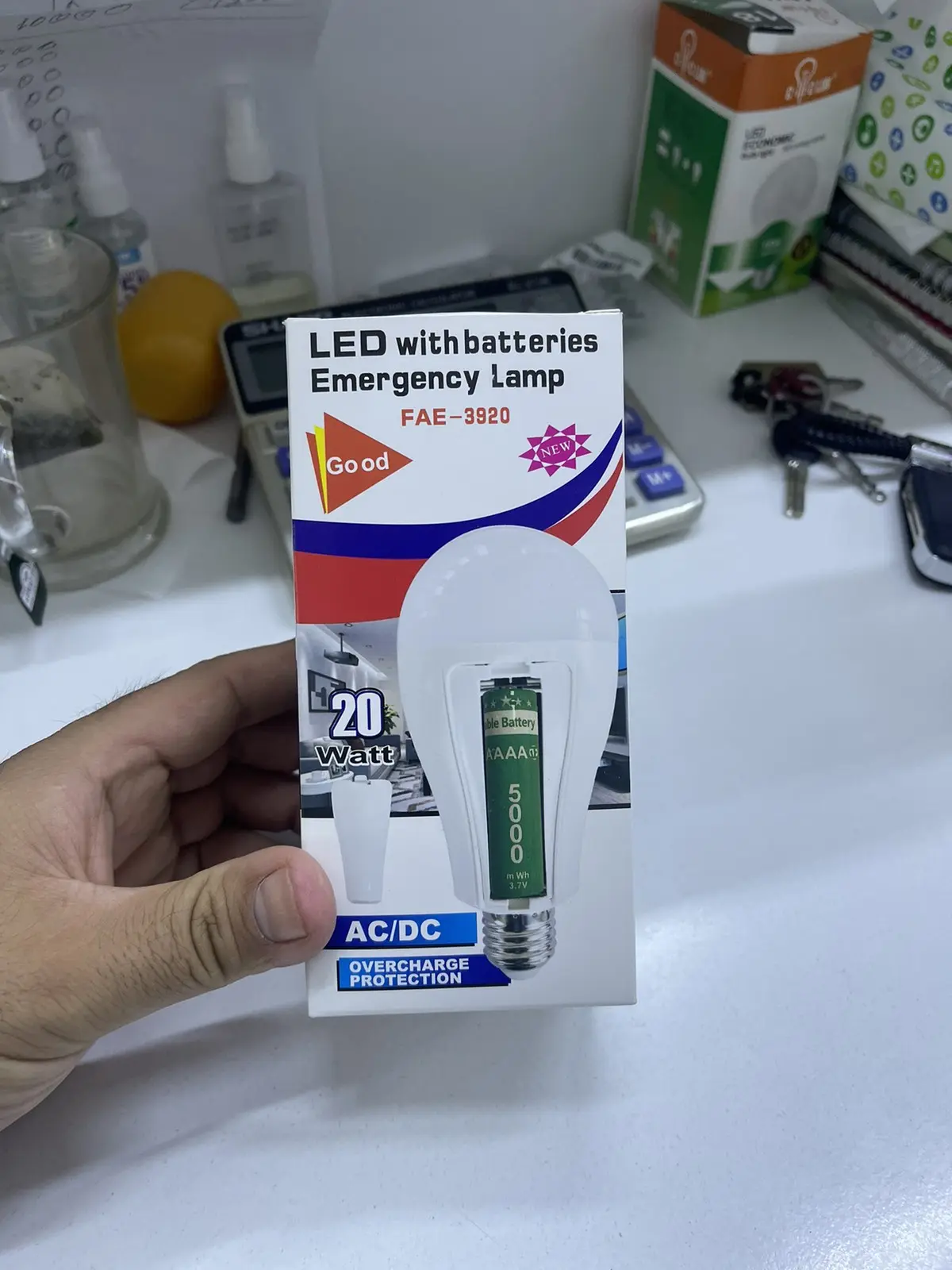 Аварійна світлодіодна лампа 20W з акумулятором на патрон лампочка Led акумуляторна під цоколь - Зображення 4