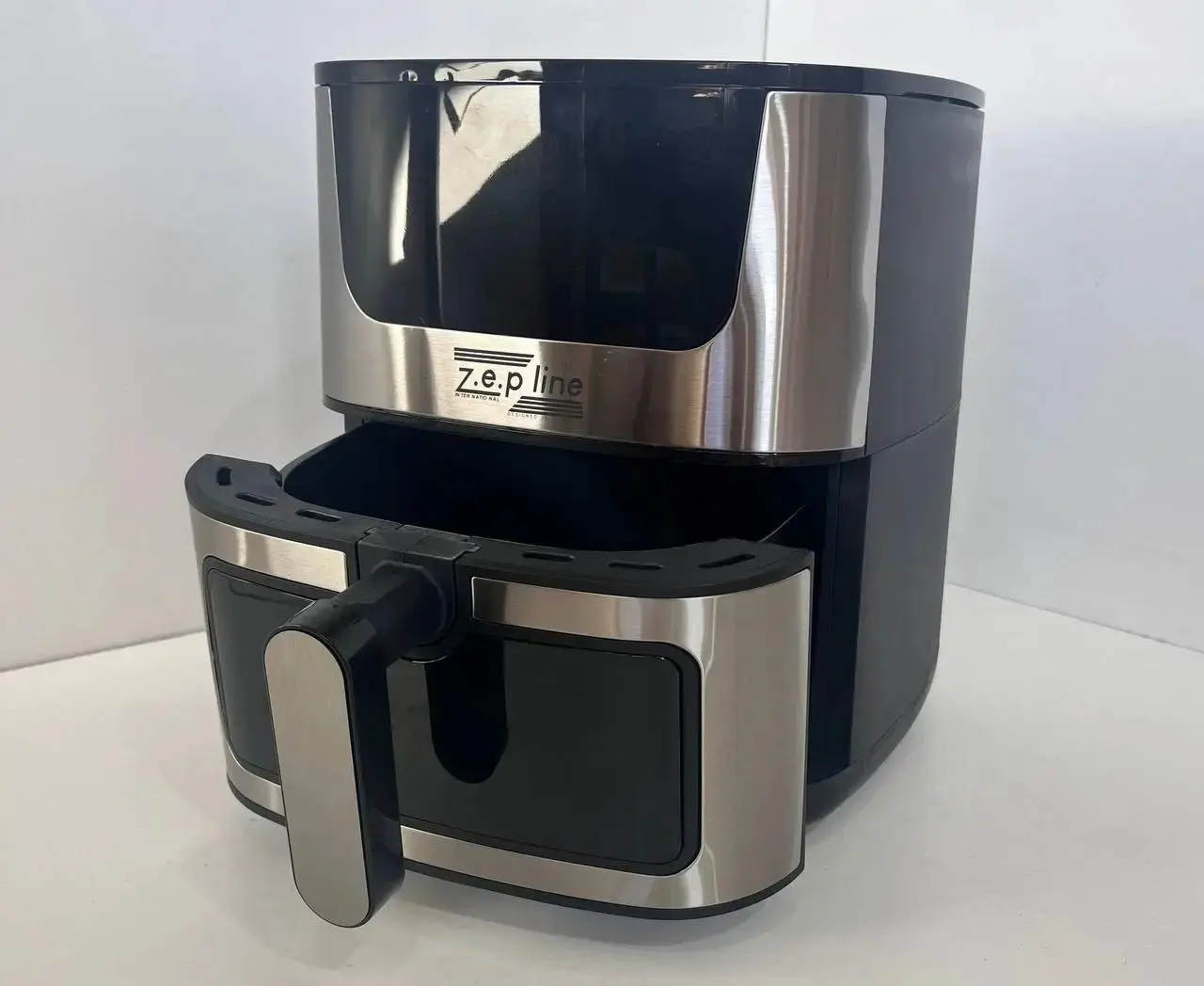 Мультипекар Безмасляна електрична аерофритюрниця на 8 л Zepline ZP-092 3000W - Зображення 6