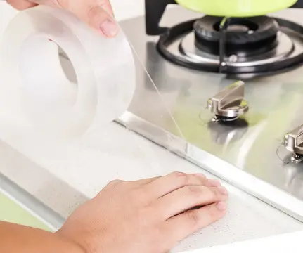 Бордюрна стрічка для ванної та кухні самоклеюча водонепроникна 8 м - Зображення 2