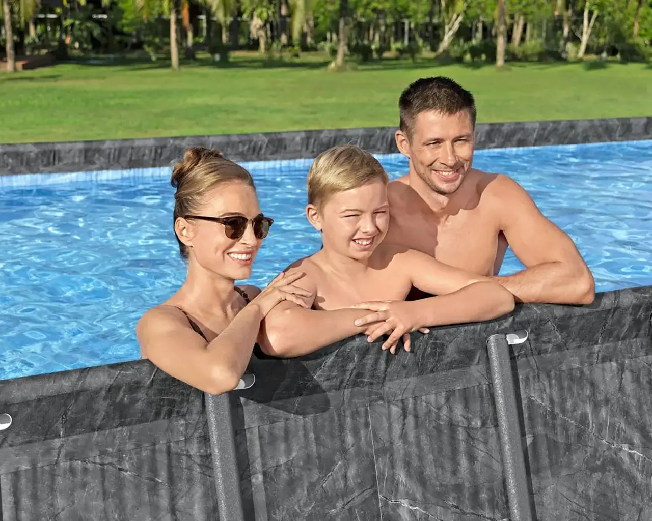 Басейн каркасний прямокутний (732-366-132см, 30045 л, фільтр-насос, сходи, тент) Bestway 561KG - Зображення 5