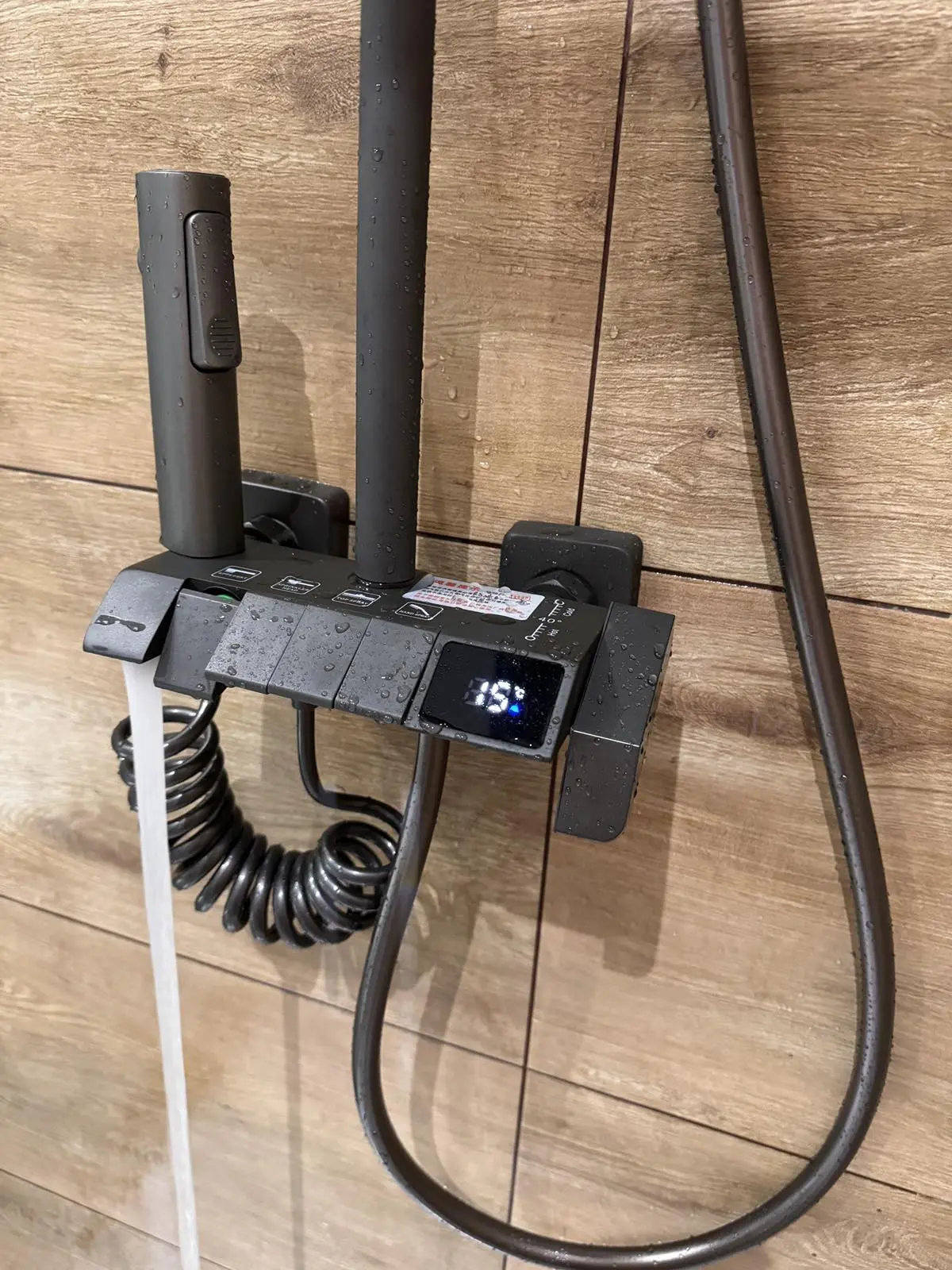 Душова система з термостатом, настінне кріплення, цифровий дисплей - Зображення 4