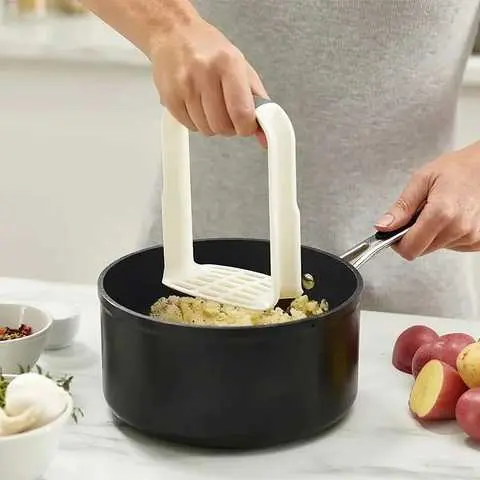 Картоплядавка пластикова, Прес для пюре, Товка для картоплі - Зображення 5