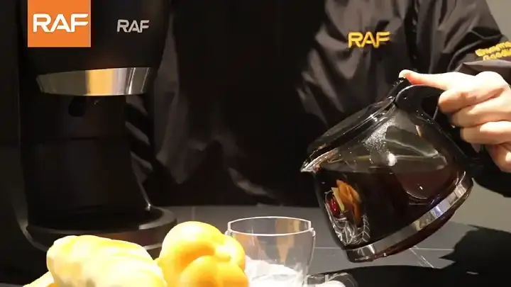 Кавоварка крапельна RAF R112 - Зображення 8