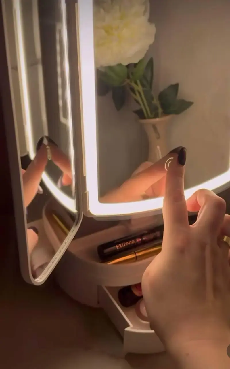 Косметичне потрійне дзеркало з підсвічуванням від USB, Дзеркало для макіяжу сенсорне з підставкою TPSP - Зображення 6