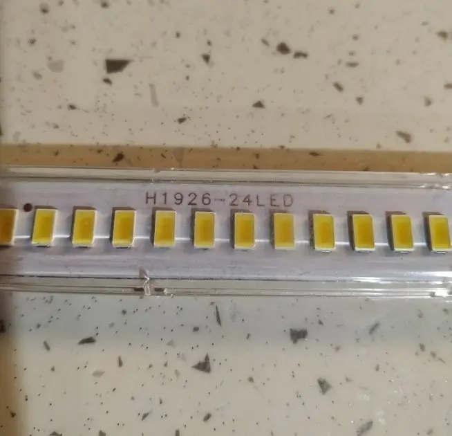 Міні ліхтарик на 24 світлодіоди, USB лампа, LED світильник (тепле жовте світло) - Зображення 4