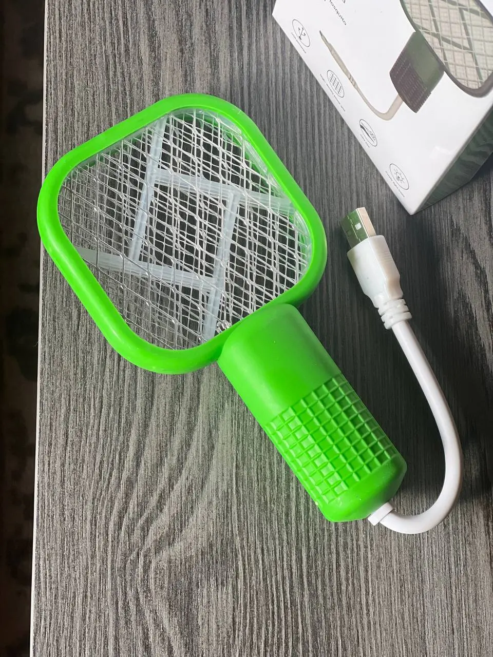 Міні мухобойка USB-пастка комах для боротьби зі шкідниками, УФ-світло