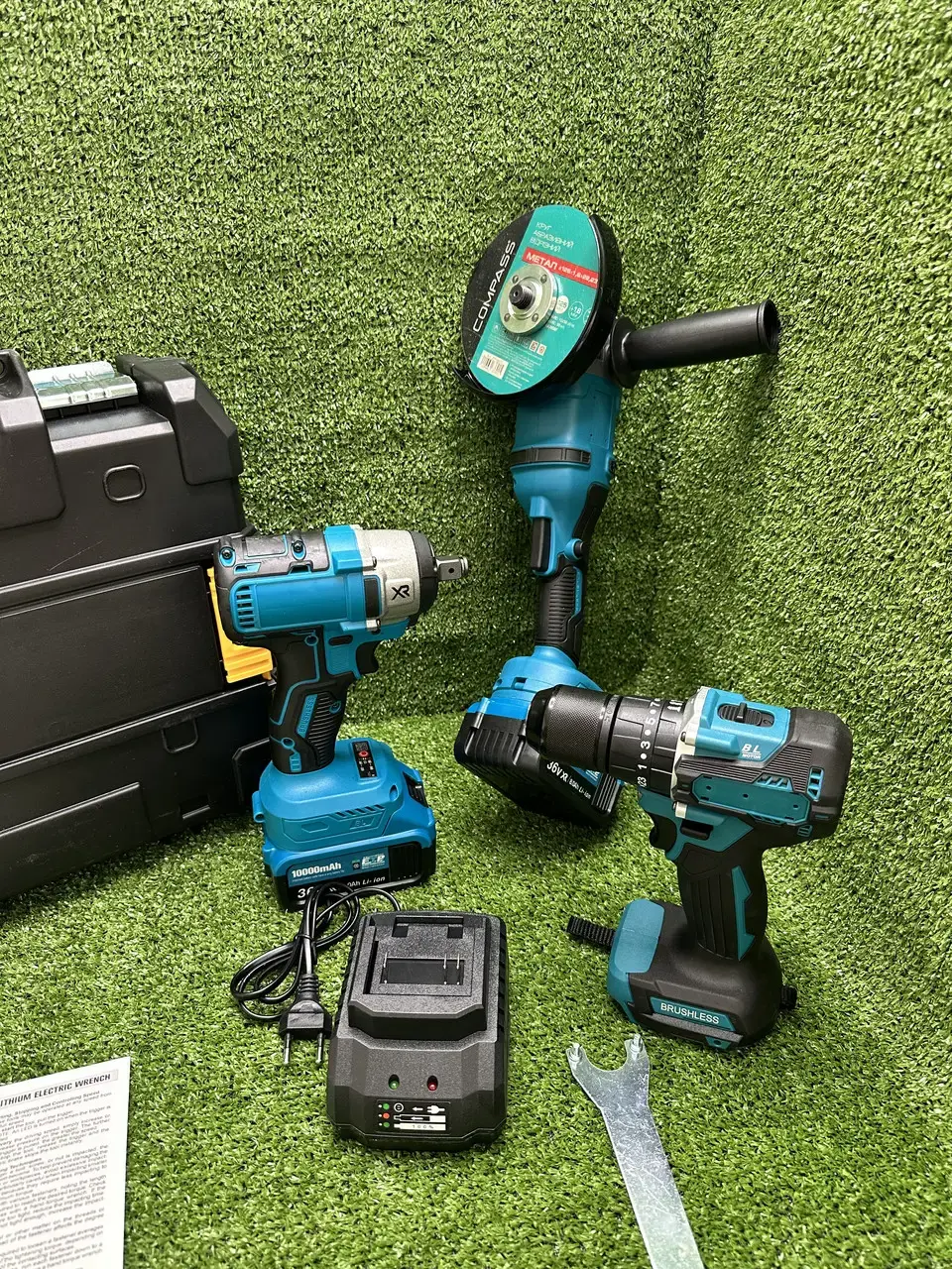 Набір 3в1 акумуляторних інструментів у кейсі: болгарка/шуруповерт/гайковерт - Зображення 2