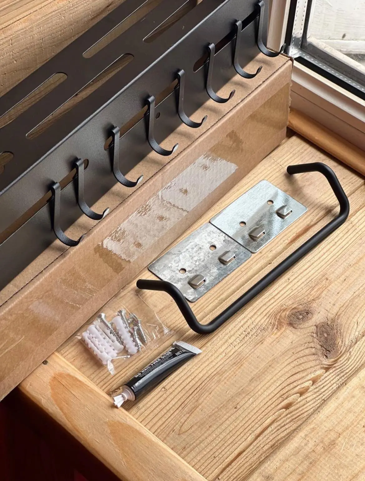 Настінна багатофункціональна стійка для зберігання кухонного приладдя 30 см - Зображення 4