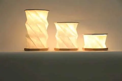 Настільний обертовий світильник - нічник Rotating lamp USB з вбудованим акумулятором і сенсорним керуванням - Зображення 3