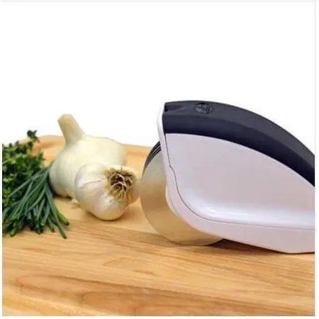 Ніж для нарізки 3 в 1 Rolling Mincer w-53 та Tenderizer з часниковим пресом овочерізка - Зображення 6