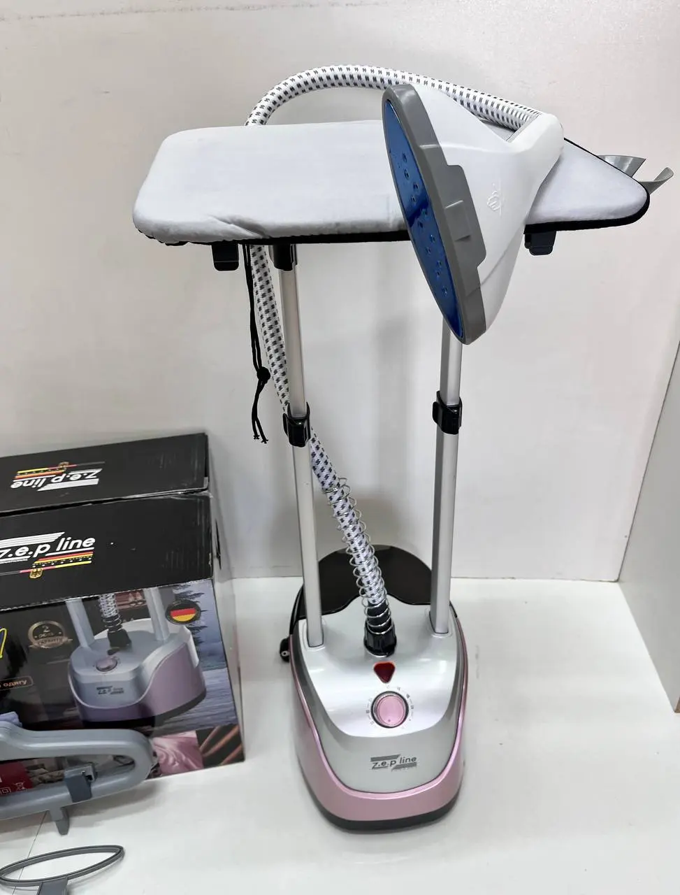 Рожевий Відпарювач вертикальний для одягу зі стійкою Zepline 3500Вт ZP-131 - Зображення 5