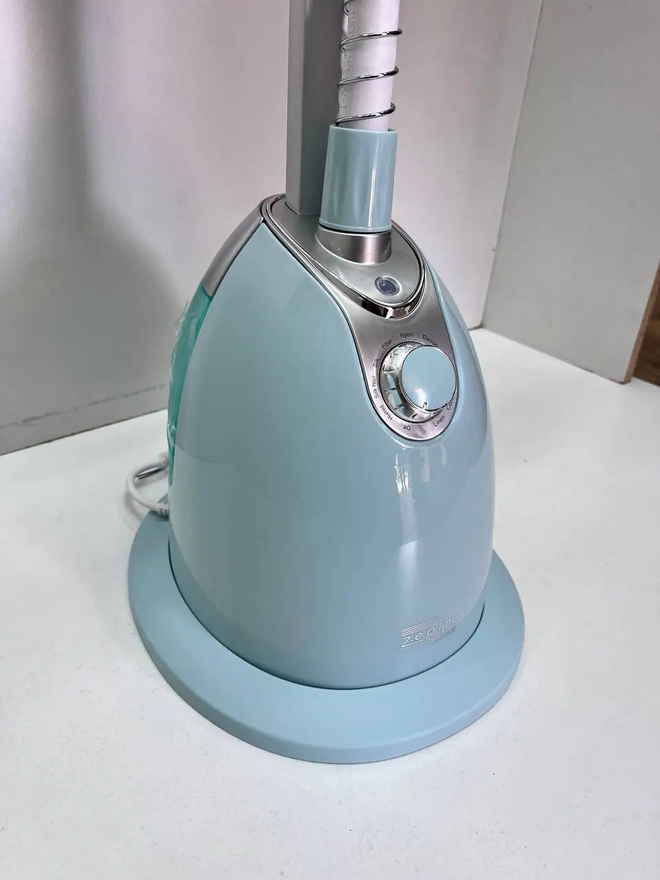 Блакитний Відпарювач вертикальний для одягу зі стійкою Zepline ZP-130 3000W - Зображення 2