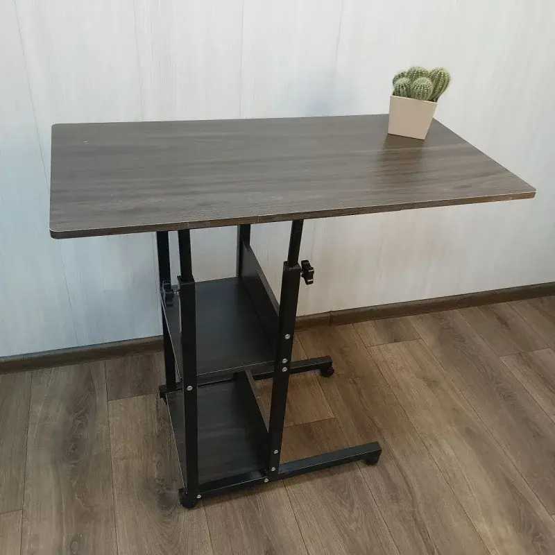 Приліжковий столик на коліщатках для ноутбука