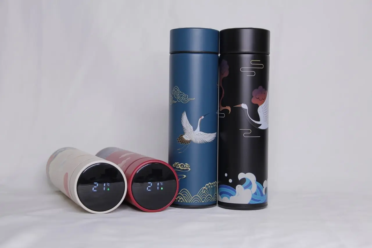 термокухоль із сенсорним дисплеєм у японському стилі 500 мл - Зображення 2
