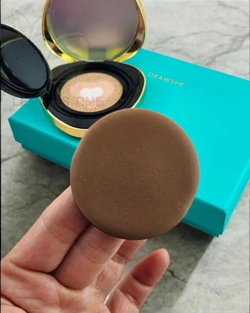 Кушон для обличчя, зволожуюча тональна основа / Крем-кушон для догляду за шкірою Drawshe Blue Diamond - Зображення 5