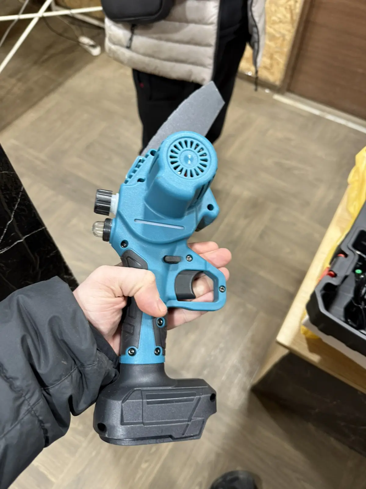 Ланцюгова пила в валізі з 2 акумуляторами 36V (автоматична подача олії) - Зображення 3