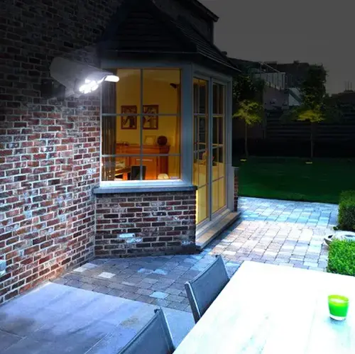 Вуличний ліхтар на сонячній батареї у вигляді камери CL877A 180W муляж камери з пультом та датчиком руху GS-0877 - Зображення 3