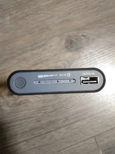 Зовнішній акумулятор Power Bank 30000mAh з бездротовою зарядкою - Зображення 4