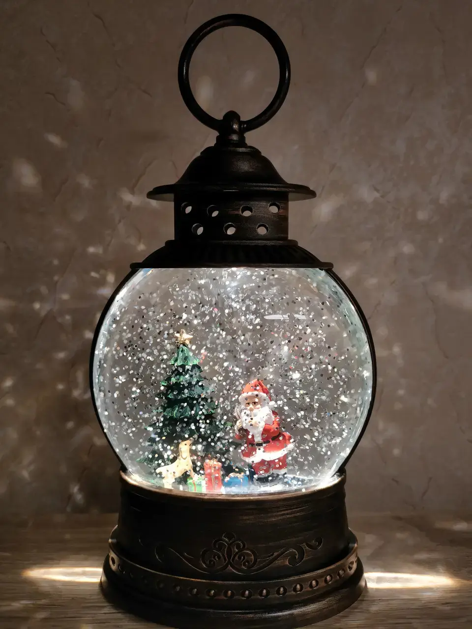 Чарівний ліхтар круглої форми "З анімацією" 26 см., новорічний світильник - Зображення 4