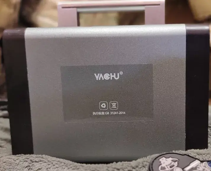 Зарядна станція Yachu 12,8V/12Ah/200W Повербанк із розеткою 220В | Інвертор акумуляторний - Зображення 2