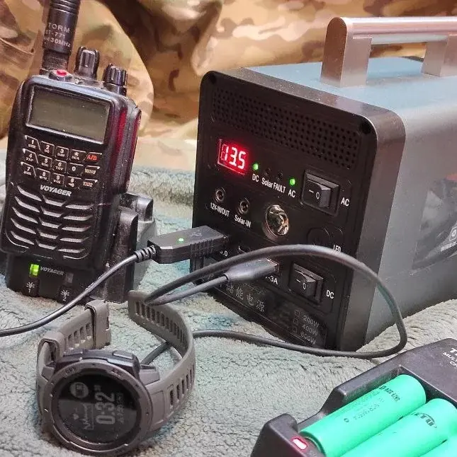 Зарядна станція Yachu 12,8V/24Ah/400W Повербанк із розеткою 220В | Інвертор акумуляторний - Зображення 6