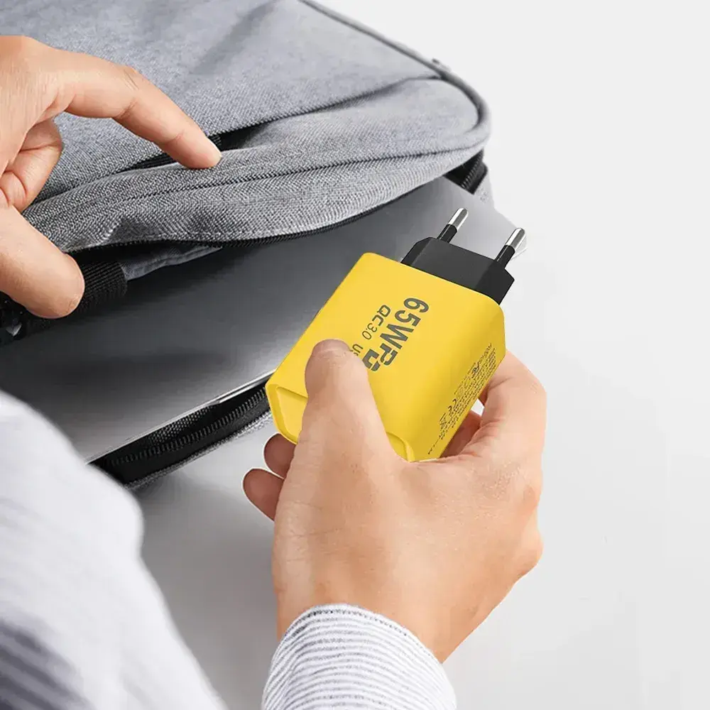 Зарядний пристрій для телефону (65W), 1xUSB + 2хType-C / Адаптер для заряджання / Швидка зарядка для смартфона - Зображення 8